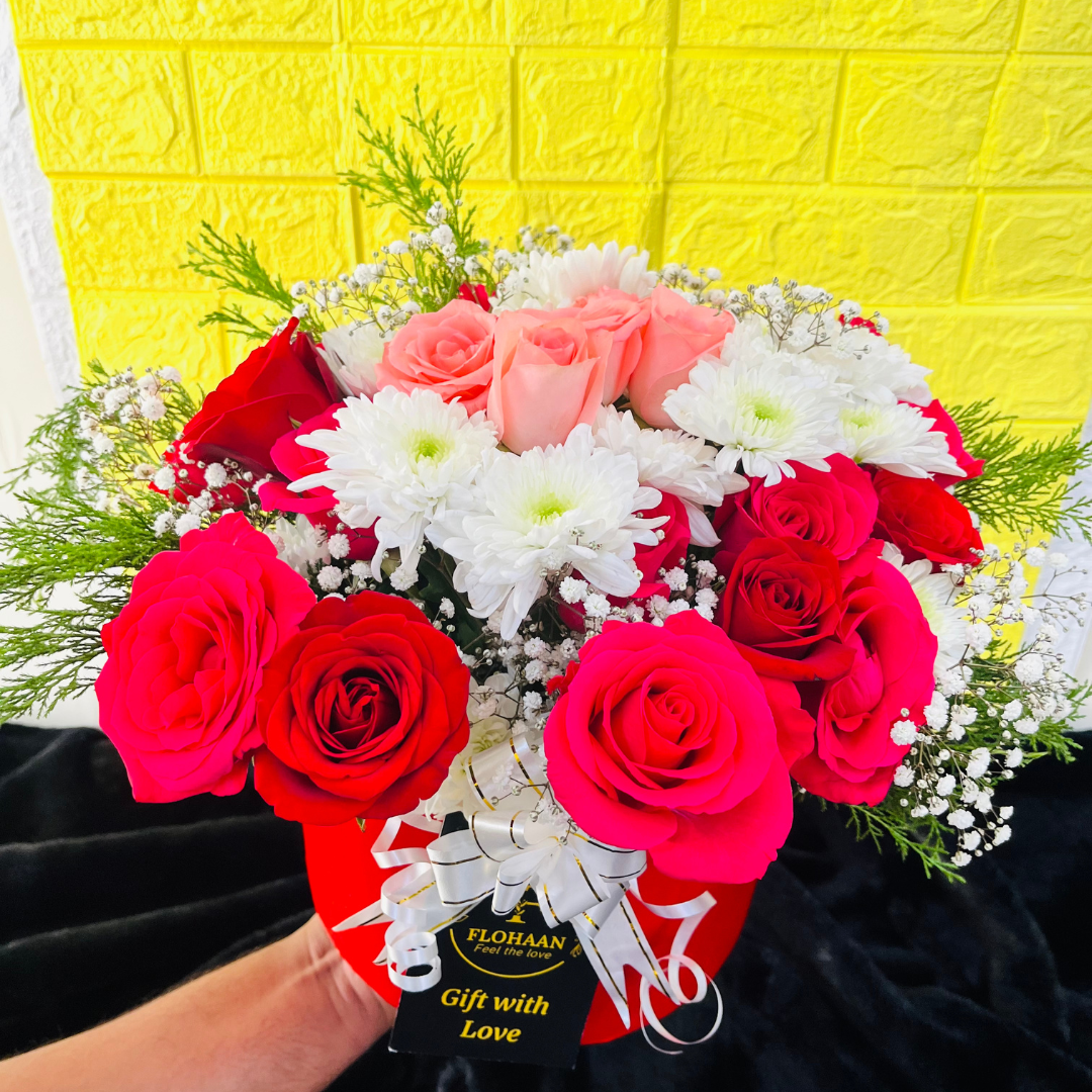 Signature Box of Mix Orange Roses, Order Rose Bouquet Online